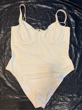 Time and Tru textured bathing suit